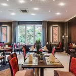 Wellness- Und Gartenhotel Heusser Szálloda Bad Dürkheim