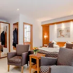Wellness- Und Gartenhotel Heusser Hotel 4*