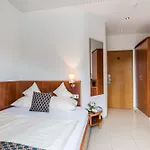 Wellness- Und Gartenhotel Heusser 4* Bad Dürkheim