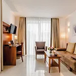 Szálloda Wellness- Und Gartenhotel Heusser Bad Dürkheim