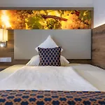 Wellness- Und Gartenhotel Heusser 4* Bad Dürkheim