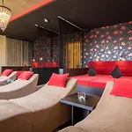 Wellness- Und Gartenhotel Heusser Szálloda Bad Dürkheim