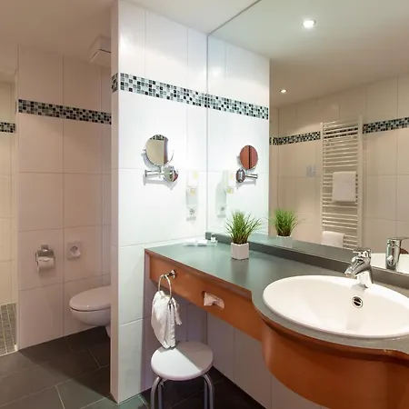 酒店 Wellness- Und Gartenhotel Heusser 巴特迪克海姆