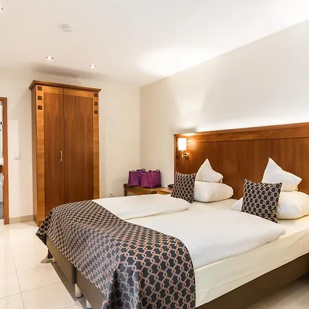 Wellness- Und Gartenhotel Heusser Bad Dürkheim