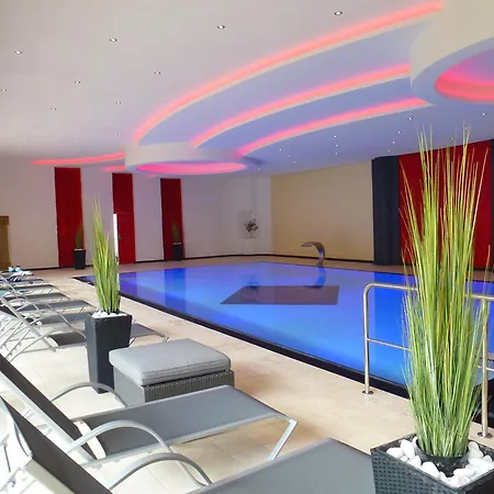 호텔 Wellness- Und Gartenhotel Heusser 바트두르크하임