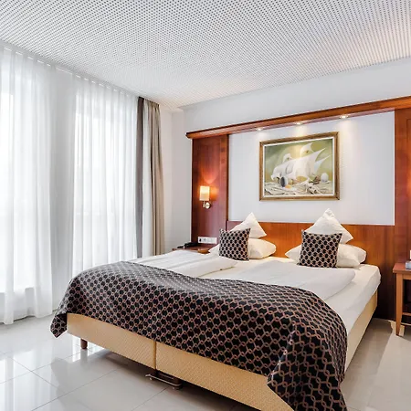 Wellness- Und Gartenhotel Heusser Hotel