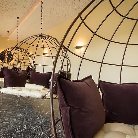 Wellness- Und Gartenhotel Heusser