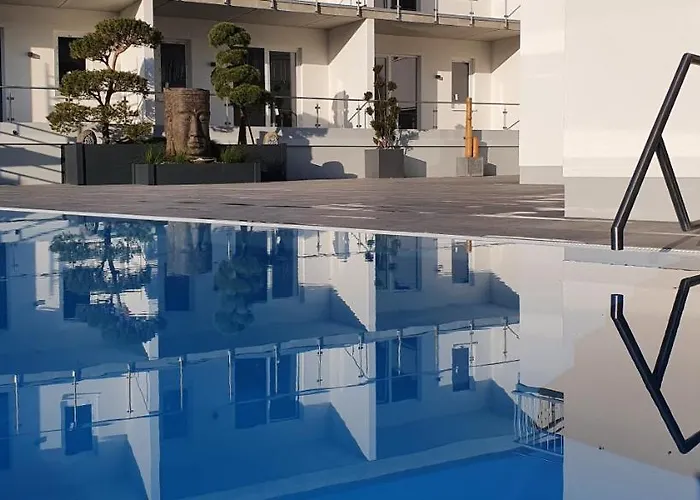 Wellness- Und Gartenhotel Heusser 호텔