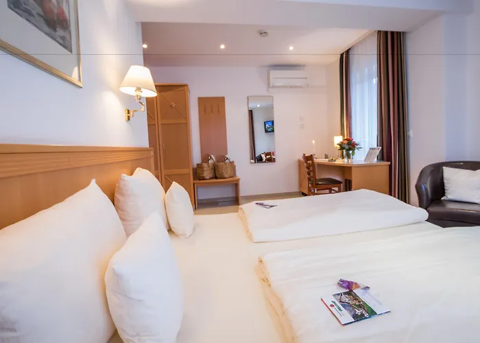 Wellness- Und Gartenhotel Heusser 호텔 바트두르크하임