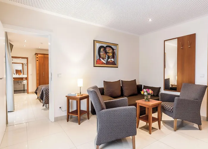 Gartenhotel Heusser 4*