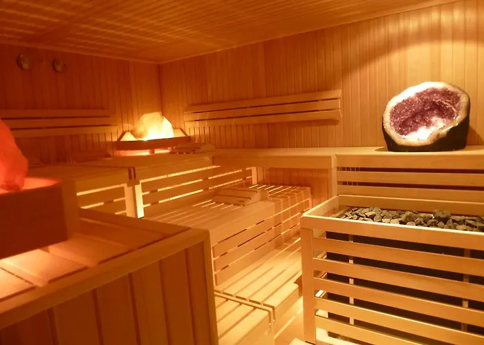 Wellness- Und Gartenhotel Heusser