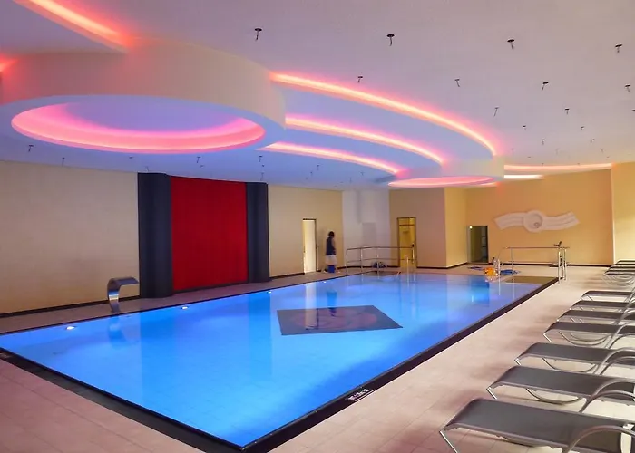 Wellness- Und Gartenhotel Heusser 4*