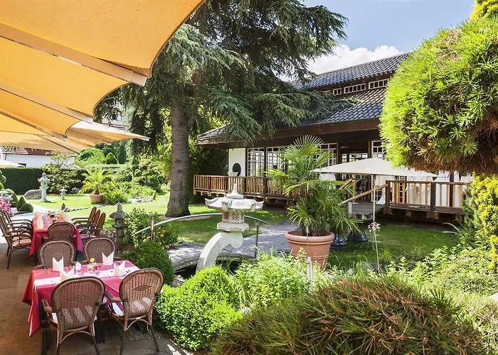 Wellness- Und Gartenhotel Heusser 호텔